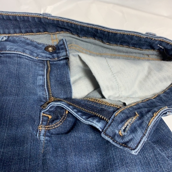 WOMEN'S LL Bean Favorite Fit Blue Jeans Size 4P - Picture 8 of 10